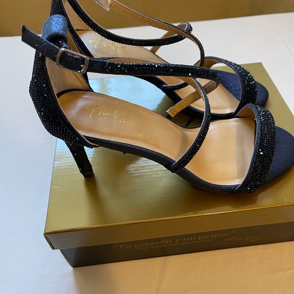 Navy Thalia Sodi Daria sandals - Picture 4 of 5